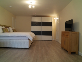 Greenpark Studio bedroom